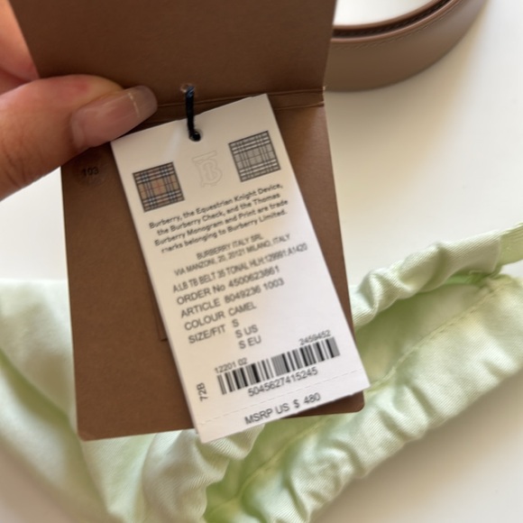 New With Tag BURBERRY
Camel Ladies Monogram Motif Leather Belt, Size Small - Picture 2 of 5